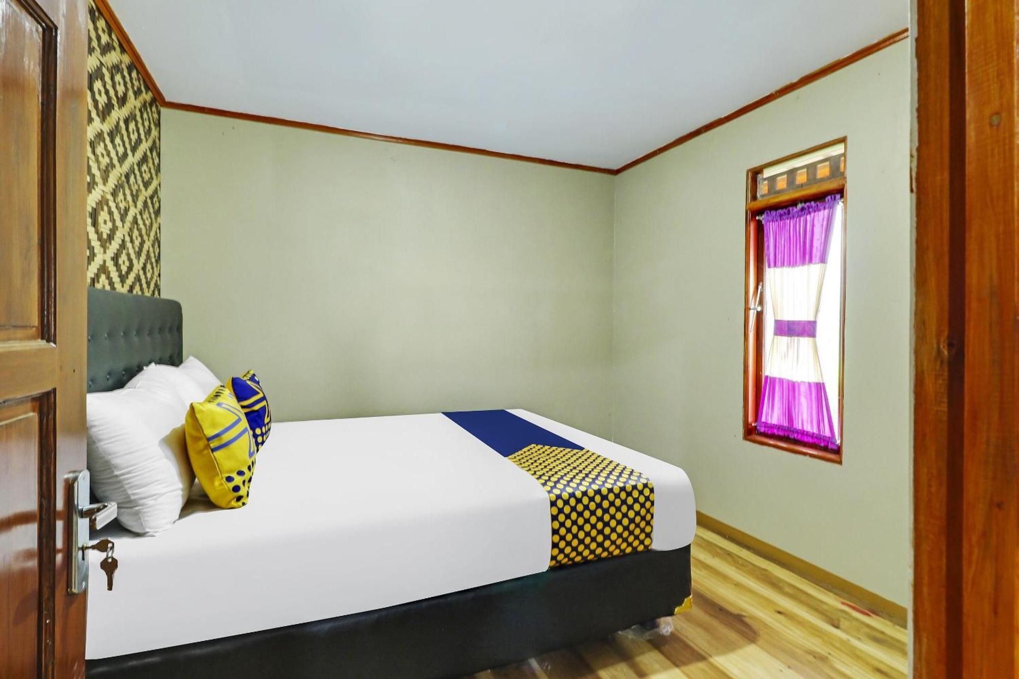 Oyo Homes 90956 Desa Wisata Guranteng Pendjalu 外观 照片