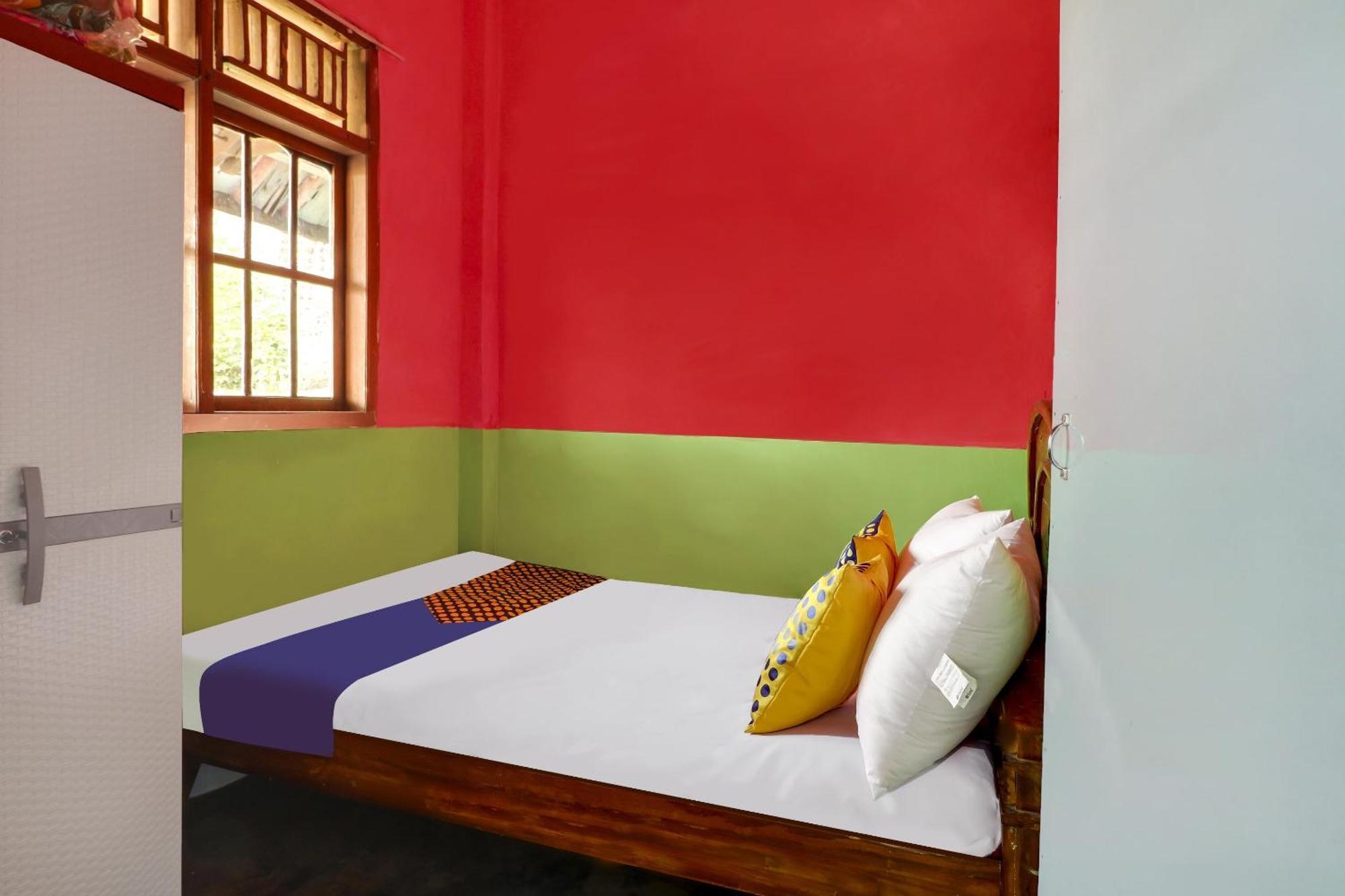 Oyo Homes 90956 Desa Wisata Guranteng Pendjalu 外观 照片