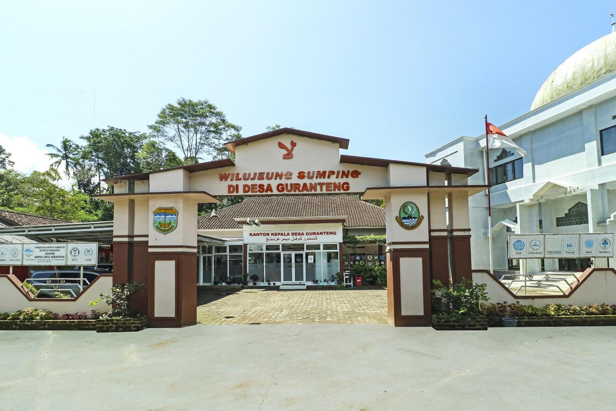 Oyo Homes 90956 Desa Wisata Guranteng Pendjalu 外观 照片