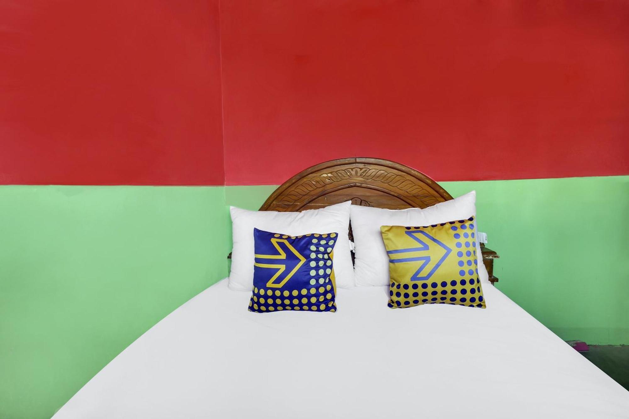 Oyo Homes 90956 Desa Wisata Guranteng Pendjalu 外观 照片