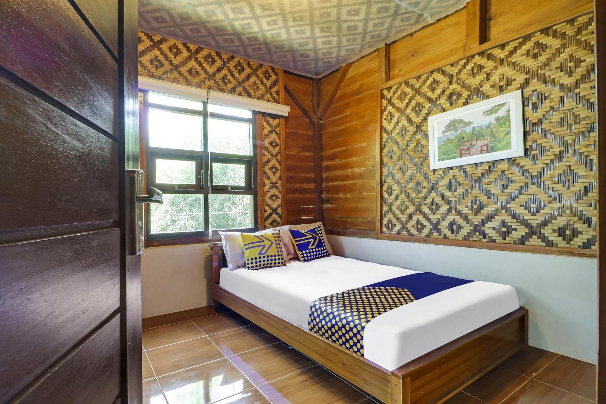 Oyo Homes 90956 Desa Wisata Guranteng Pendjalu 外观 照片
