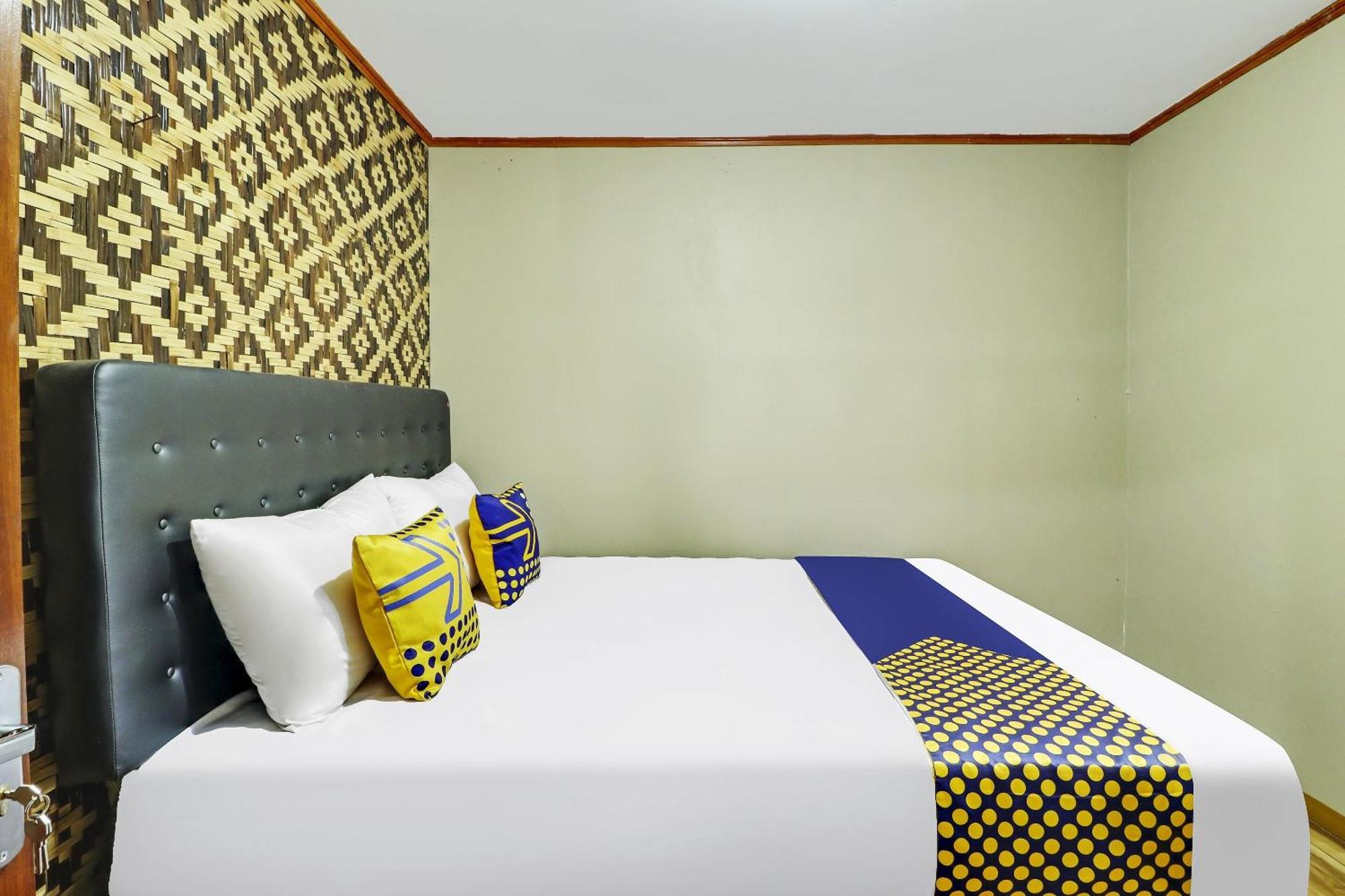 Oyo Homes 90956 Desa Wisata Guranteng Pendjalu 外观 照片