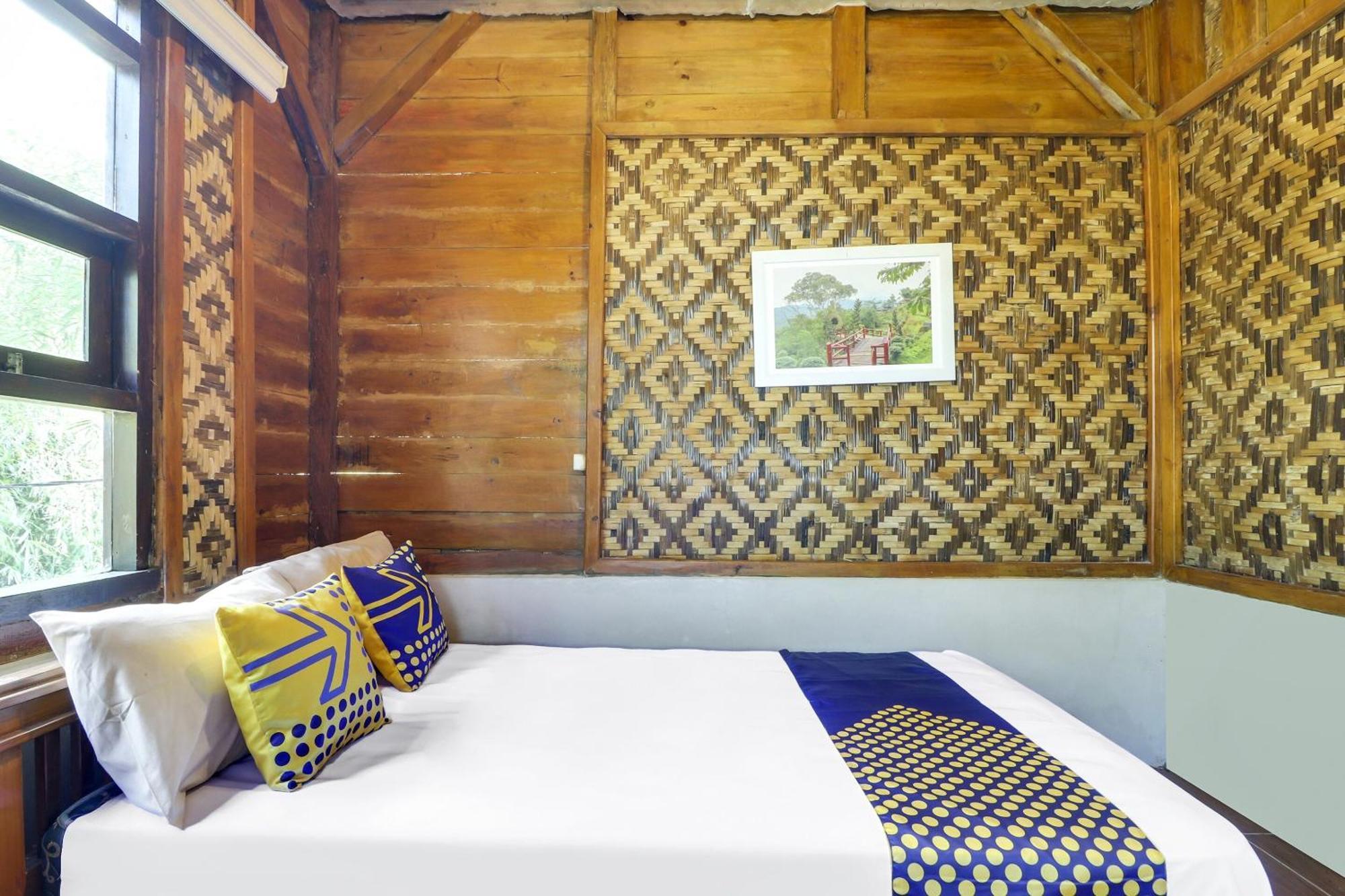 Oyo Homes 90956 Desa Wisata Guranteng Pendjalu 外观 照片